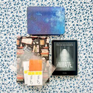 Kindle Paperwhite 11th Gen + Sleeve, Cases & Popsocket Bundle